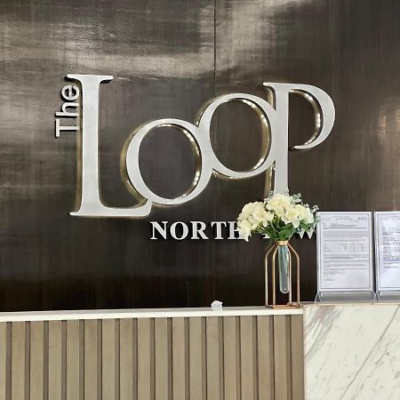 Chic, Modern , Minimalist Design At The Loop Condo Tower カガヤン・デ・オロ エクステリア 写真